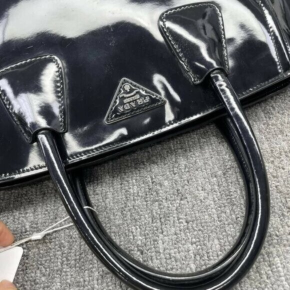 Prada Patent Leather Tote Bag 410-082725 - Picture 8 of 16